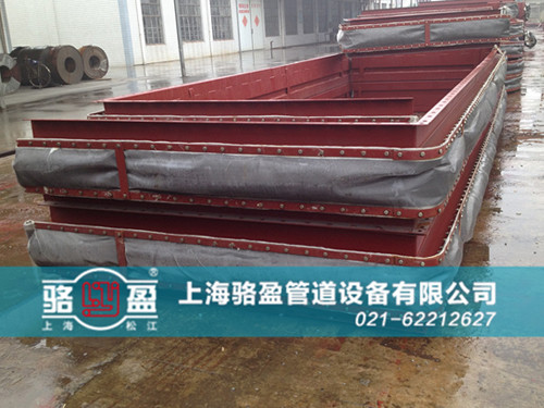 大口徑非金屬<a href=http://www.soudianhua.cn target=_blank class=infotextkey>補(bǔ)償器</a>實(shí)物圖